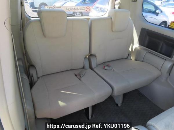 Used 2009 AT toyota noah ZRR70W Image[15]