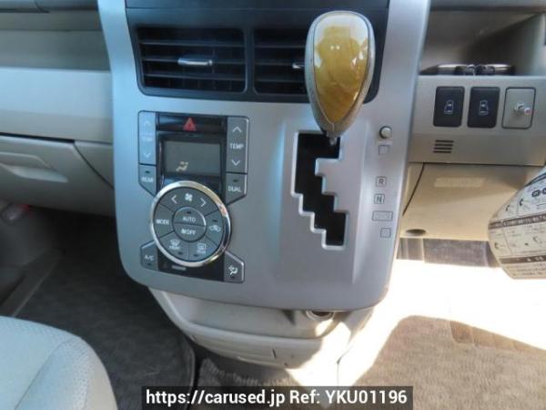 Used 2009 AT toyota noah ZRR70W Image[23]