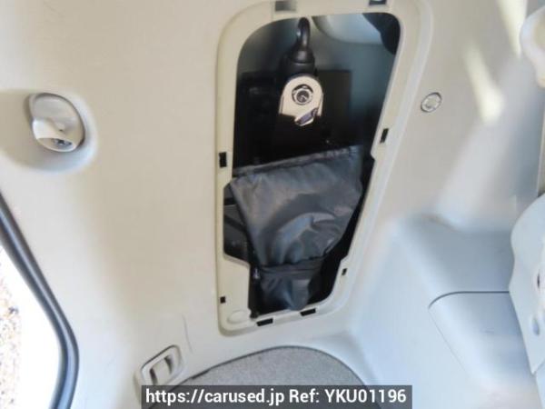 Used 2009 AT toyota noah ZRR70W Image[41]
