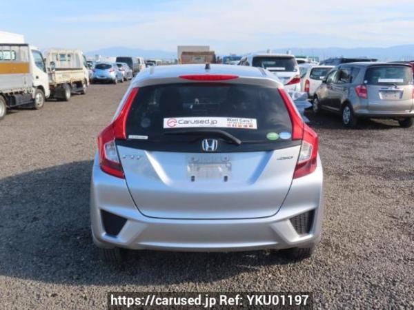 Used 2013 AT honda fit GK4 Image[5]