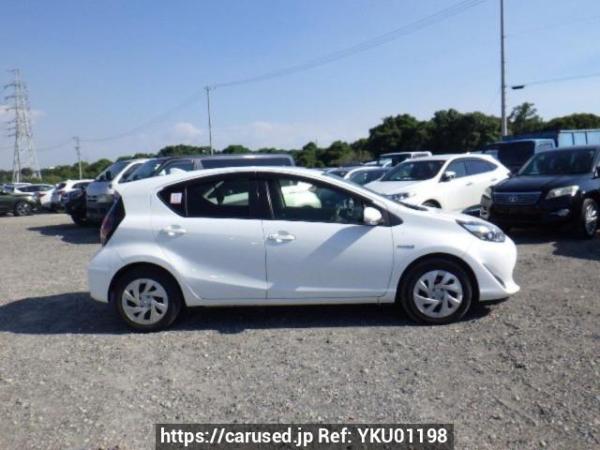Used 2019 AT toyota aqua NHP10 Image[7]