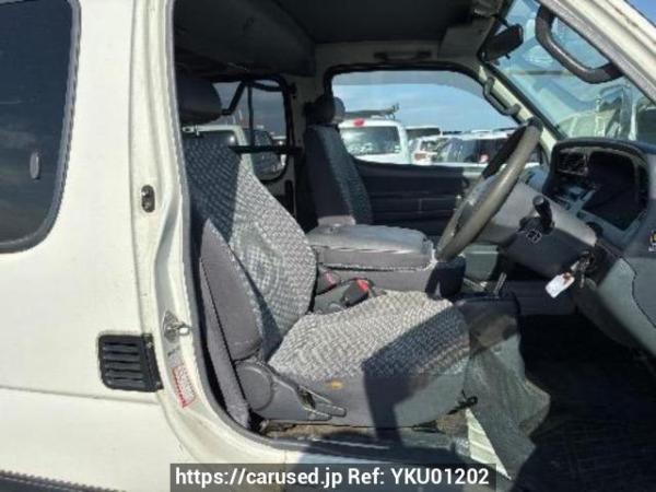 Used 2000 AT toyota regiusace-van RZH112V Image[11]