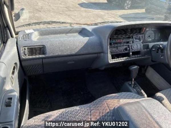 Used 2000 AT toyota regiusace-van RZH112V Image[17]