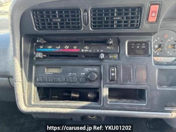 Used 2000 AT toyota regiusace-van RZH112V Image[20]