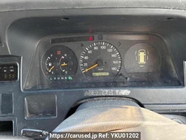 Used 2000 AT toyota regiusace-van RZH112V Image[22]