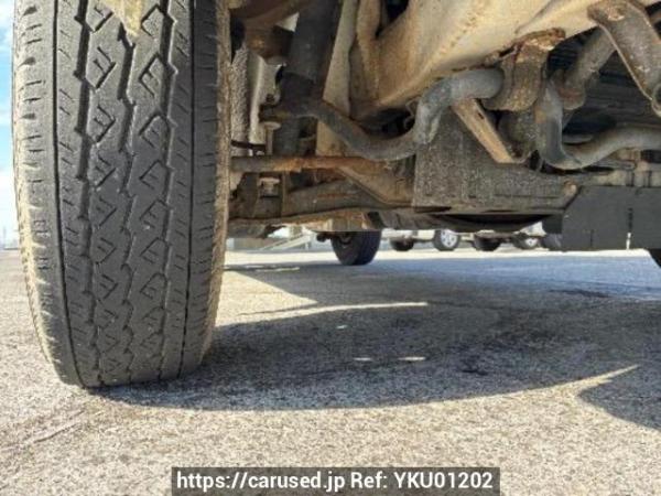 Used 2000 AT toyota regiusace-van RZH112V Image[30]