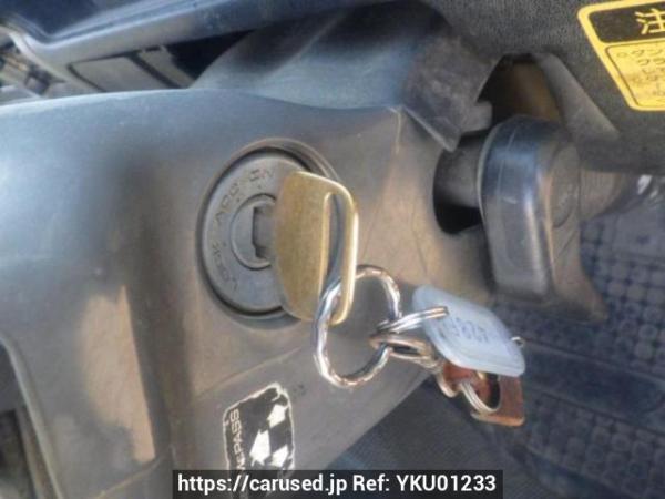 Used 1998 MT isuzu elf-truck NKR66ED Image[32]