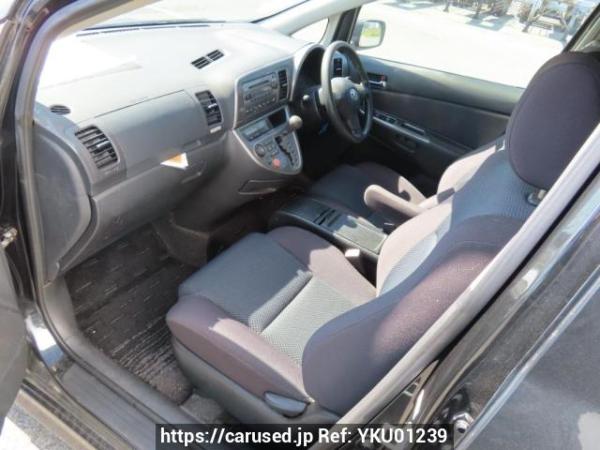 Used 2004 AT toyota wish ZNE10G Image[15]