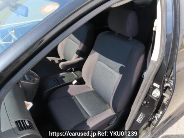Used 2004 AT toyota wish ZNE10G Image[16]