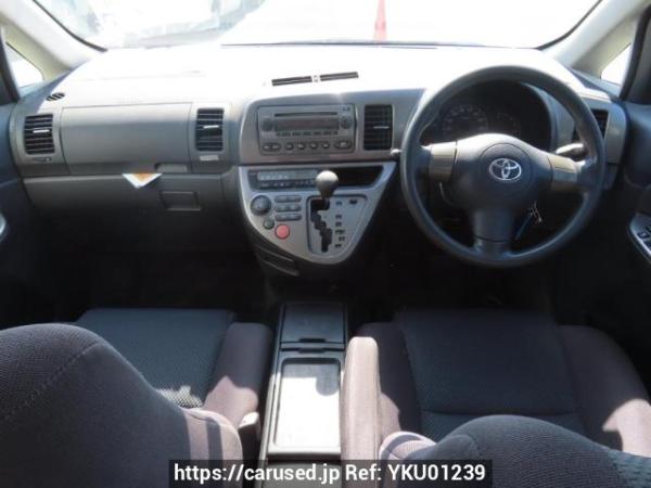 Used 2004 AT toyota wish ZNE10G Image[21]
