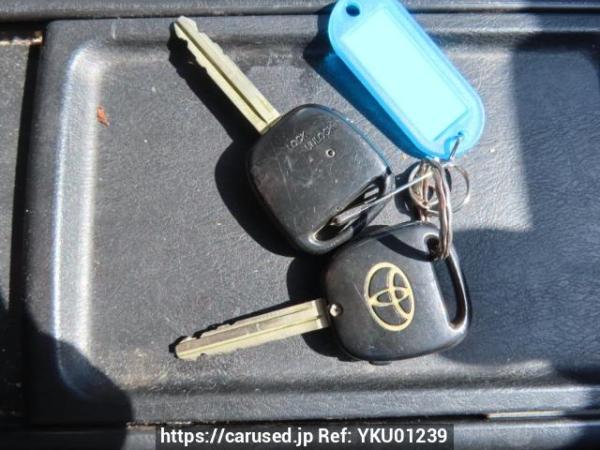 Used 2004 AT toyota wish ZNE10G Image[32]