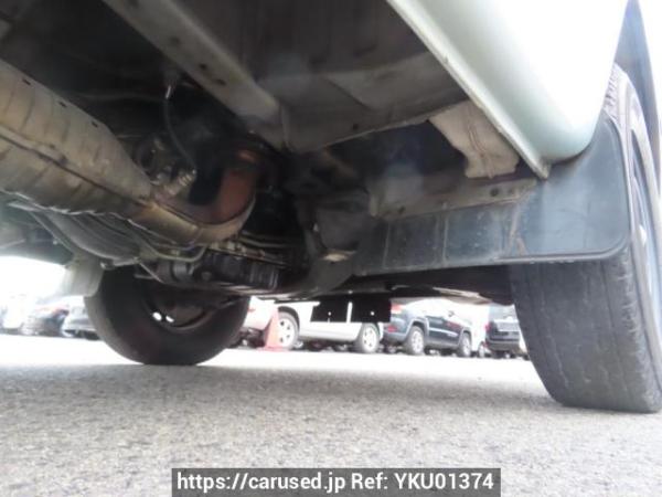 Used 2003 AT toyota hiace-van TRH102V Image[32]