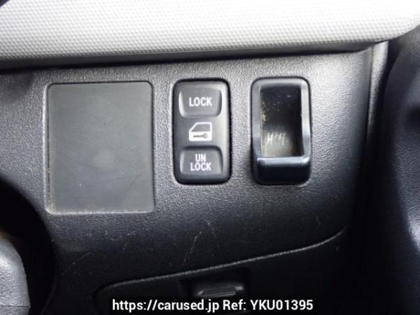 Used 2005 AT toyota hiace-van KDH205V Image[26]
