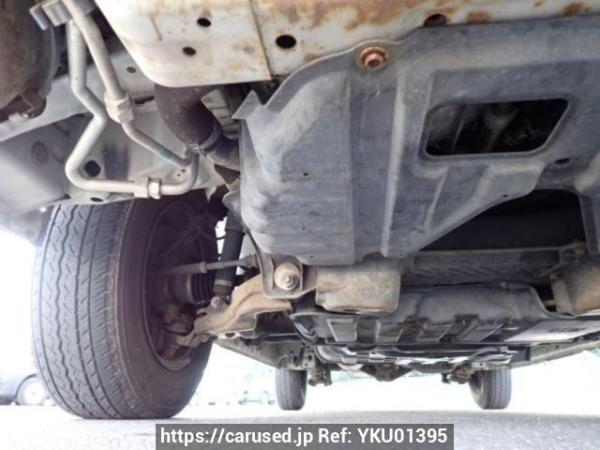 Used 2005 AT toyota hiace-van KDH205V Image[32]