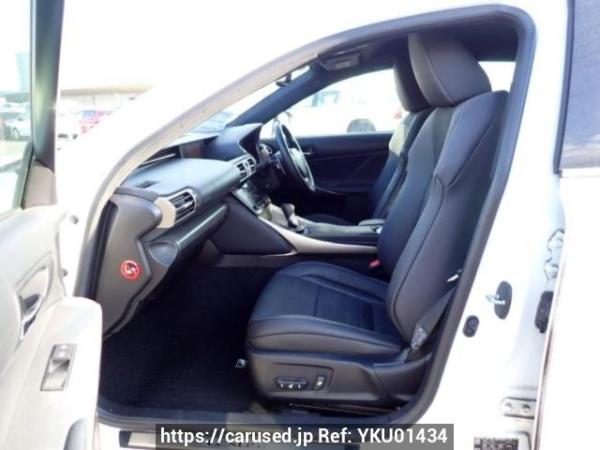 Used 2013 AT lexus is GSE30 Image[13]