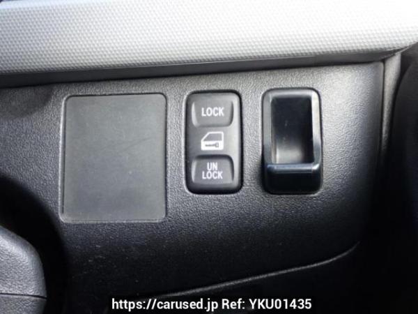 Used 2007 AT toyota regiusace-van KDH200V Image[28]