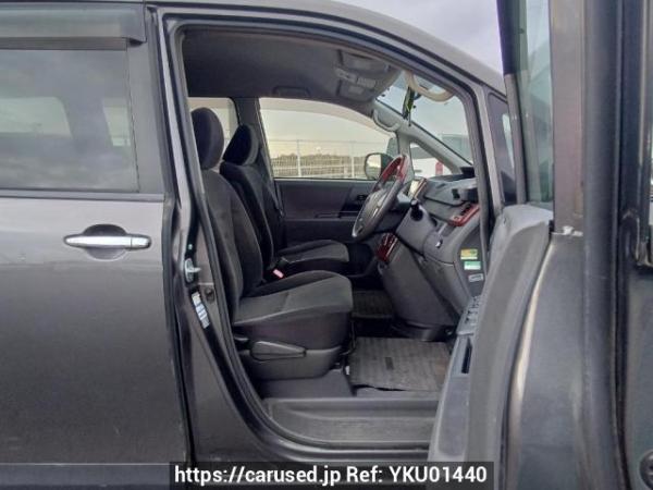 Used 2010 AT toyota noah ZRR70G Image[13]