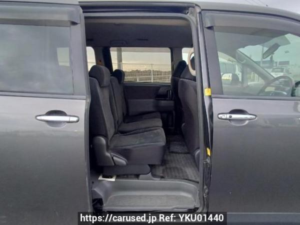 Used 2010 AT toyota noah ZRR70G Image[15]