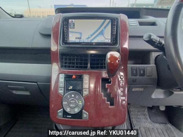 Used 2010 AT toyota noah ZRR70G Image[23]