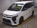 Toyota Voxy ZRR85W