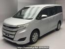 Toyota Noah ZRR85G