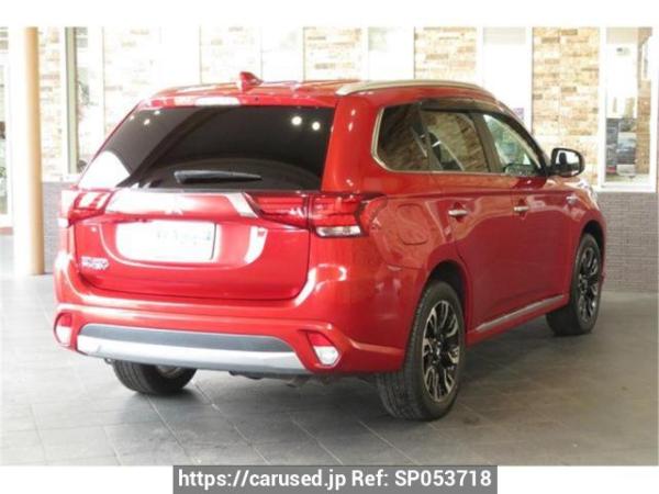 Buy Used 2015 Mitsubishi Outlander PHEV GG2W (SP053718) - Carused.jp