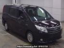 Toyota Noah ZWR80G