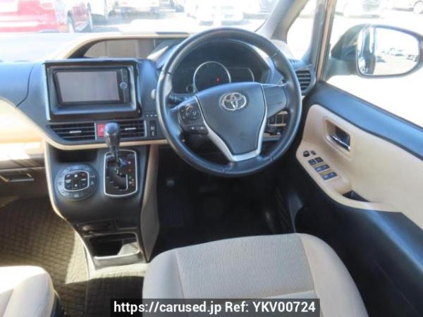 Used 2014 AT toyota noah ZRR80G Image[20]