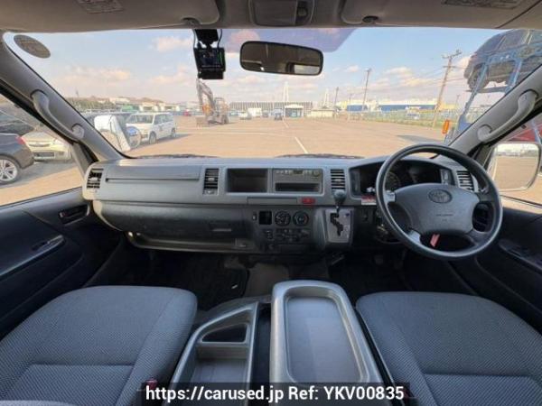 Used 2005 AT toyota hiace-wagon TRH214W Image[18]