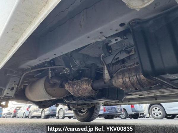 Used 2005 AT toyota hiace-wagon TRH214W Image[36]