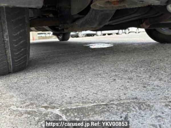 Used 2002 AT toyota alphard MNH10W Image[32]