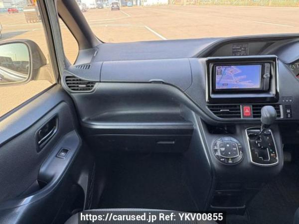 Used 2014 AT toyota noah ZRR80G Image[18]