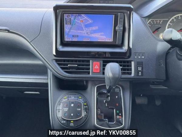 Used 2014 AT toyota noah ZRR80G Image[19]