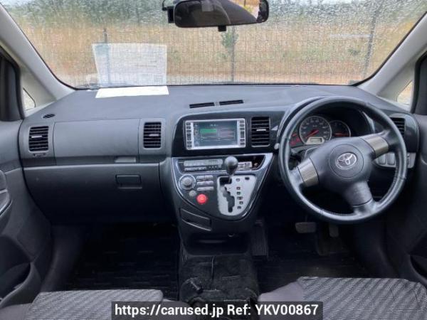 Used 2004 AT toyota wish ZNE10G Image[14]