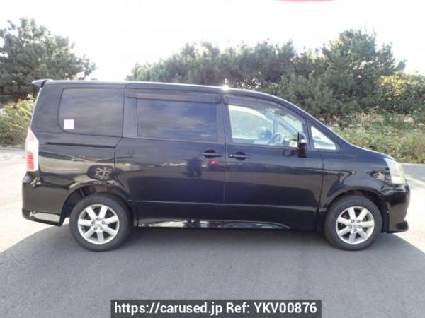 Used 2010 AT toyota noah ZRR75W Image[7]