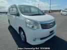 Toyota Noah ZRR70G