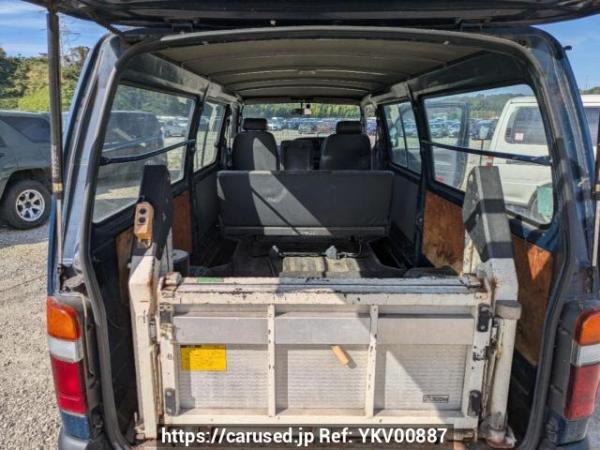 Used 2002 AT toyota regiusace-van RZH112V Image[6]