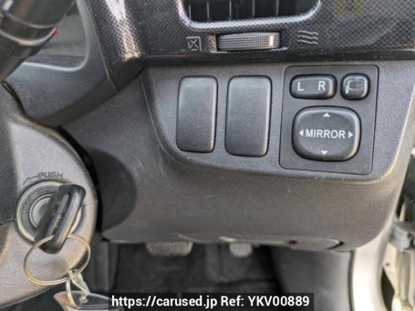 Used 2003 AT toyota wish ZNE10G Image[18]