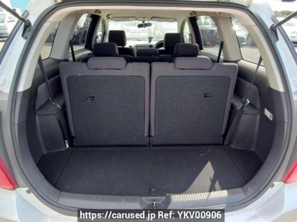 Used 2004 AT toyota wish ZNE10G Image[8]