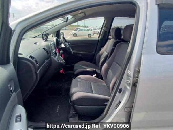 Used 2004 AT toyota wish ZNE10G Image[13]