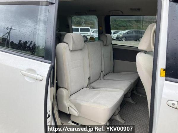 Used 2008 AT toyota noah ZRR70G Image[11]
