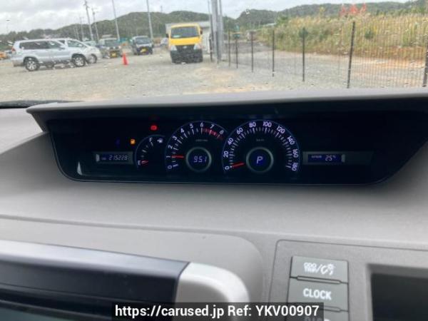 Used 2008 AT toyota noah ZRR70G Image[15]