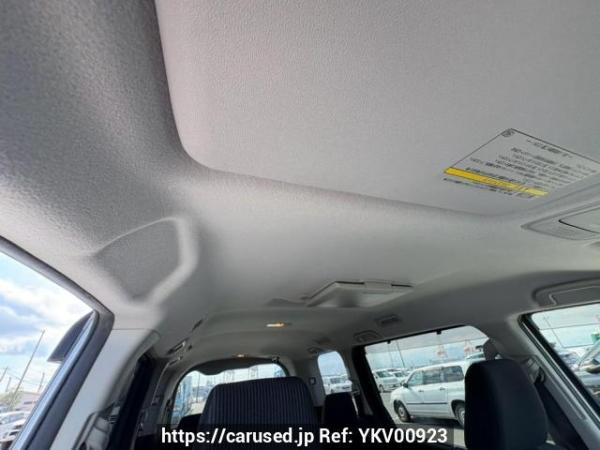 Used 2014 AT toyota noah ZRR80G Image[18]