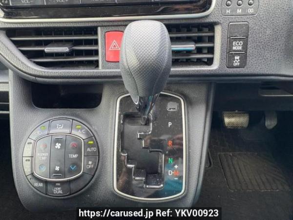Used 2014 AT toyota noah ZRR80G Image[27]