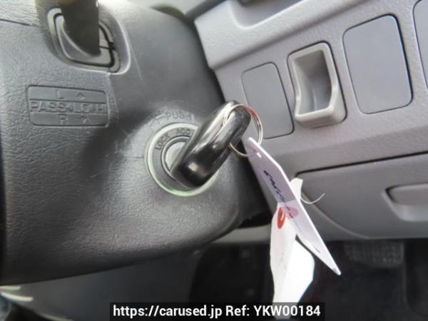 Used 2006 AT toyota noah AZR60G Image[25]
