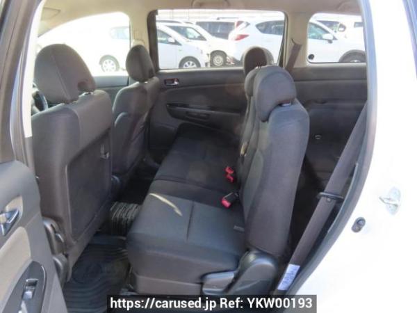 Used 2004 AT toyota wish ZNE14G Image[18]