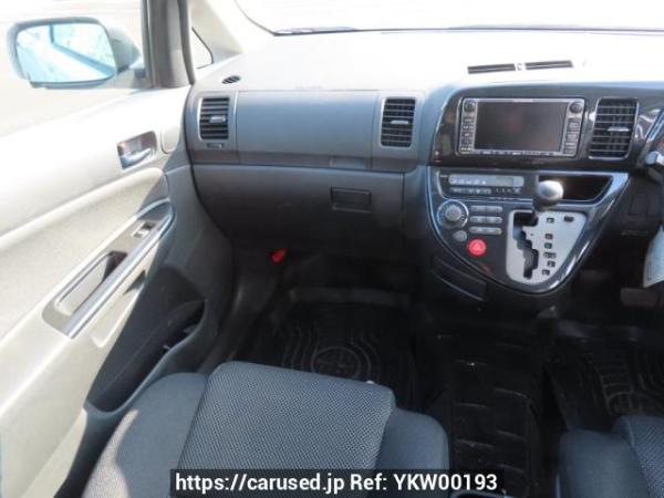 Used 2004 AT toyota wish ZNE14G Image[22]