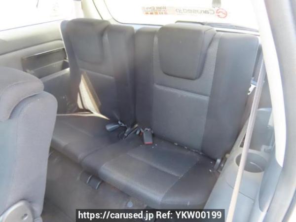 Used 2004 AT toyota wish ZNE10G Image[15]