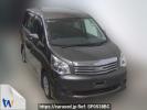 Toyota Noah ZRR70G