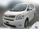 Toyota Noah ZRR70W